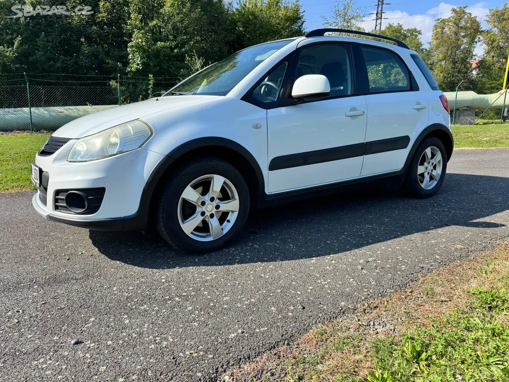 Suzuki SX4 1.6 88kW rv2012 zimní sada kol nová STK